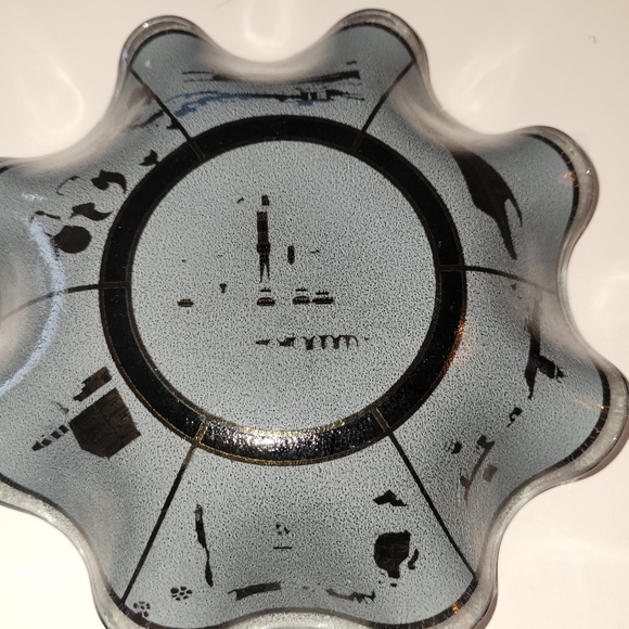 VINTAGE WALT DISNEY WORLD DISH - Picture 5 of 5